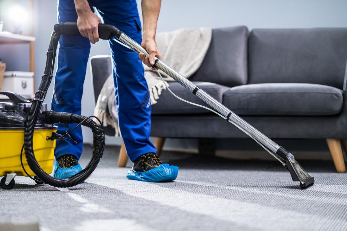 Carpet and upholstery deep cleaning